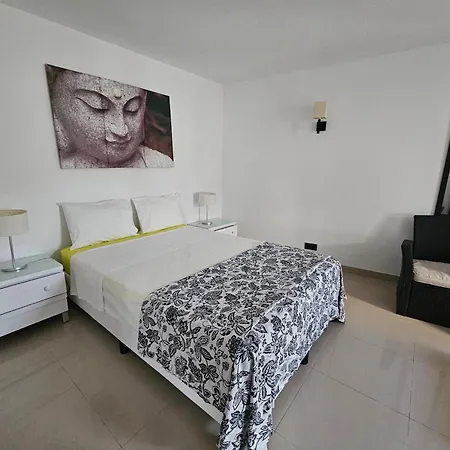 Lemon Tree Relaxing Lagos