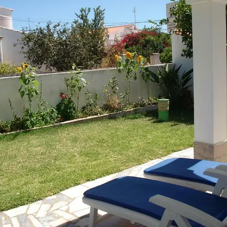 Lemon Tree Relaxing