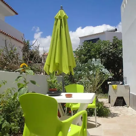 Lemon Tree Relaxing Maison d'hôtes Lagos