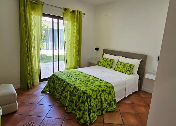 Lemon Tree Relaxing ゲストハウス 3*