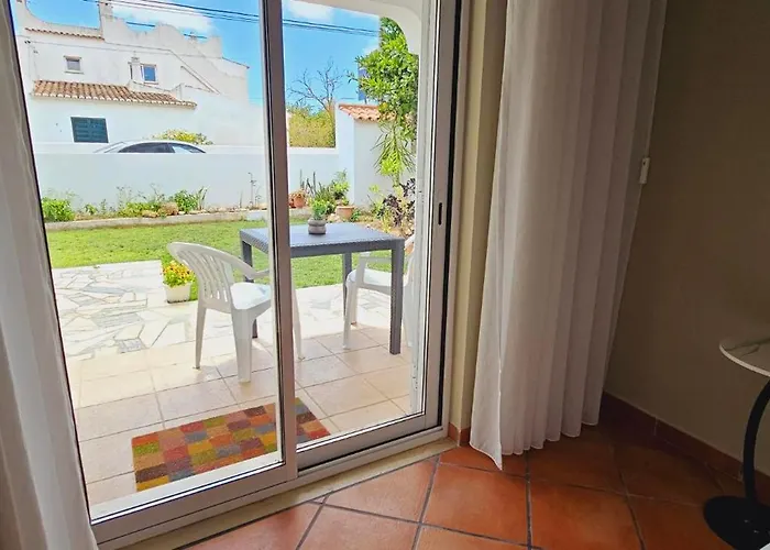 Lemon Tree Relaxing ゲストハウス ラゴス