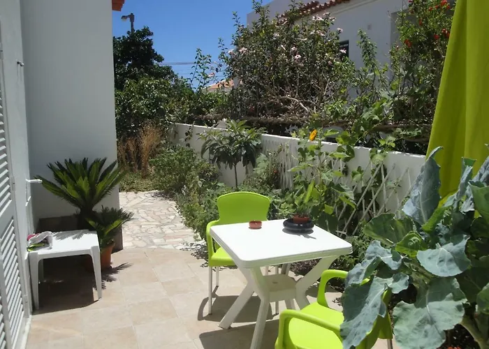 Lemon Tree Relaxing ゲストハウス ラゴス