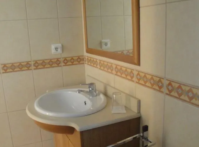 Lemon Tree Relaxing ゲストハウス ラゴス